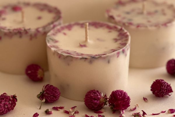 χειροποιήτα κεριά από λουλούδια